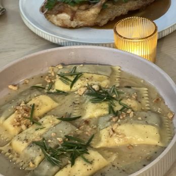 Dario - Doppio - Italian Near Me - Minneapolis, Minnesota