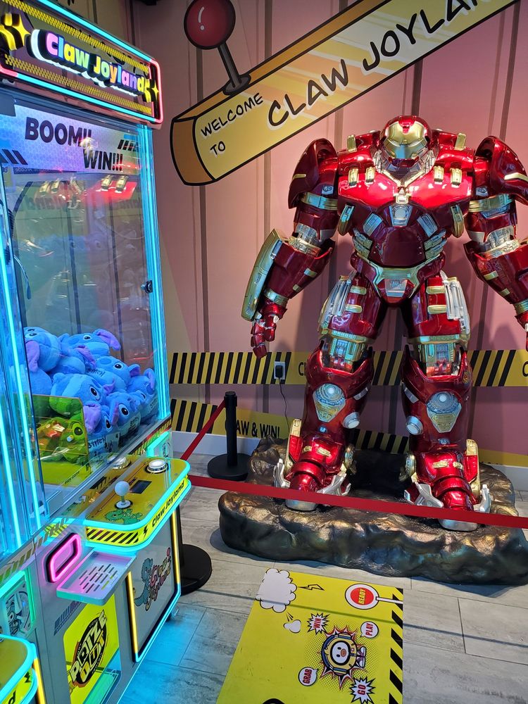 Claw Joyland