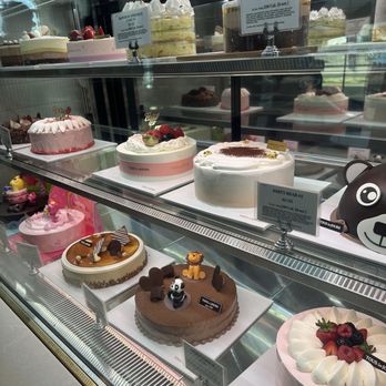Tous Les Jours - Cakes!! - Bakeries Near Me - Lyndhurst, Ohio Tous Les Jours - Cakes!! - Bakeries Near Me - Lyndhurst, Ohio