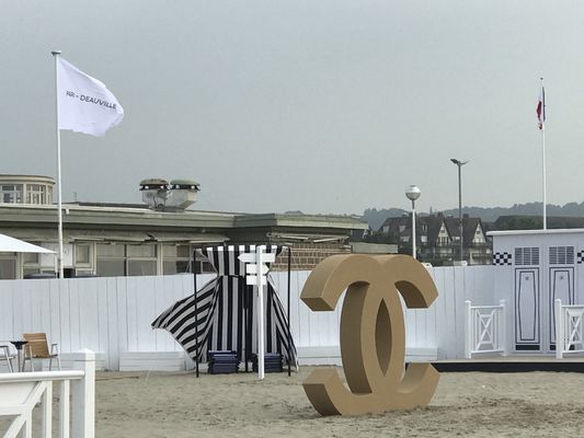Deauville Beach by null
