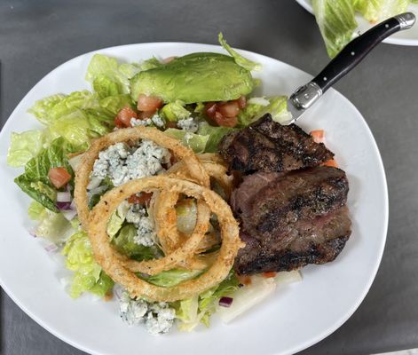 Lake Forest Bar and Grill by null
