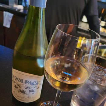 Vin 909 - Woolpack Sauvignon Blanc - New American Near Me - Annapolis, Maryland
