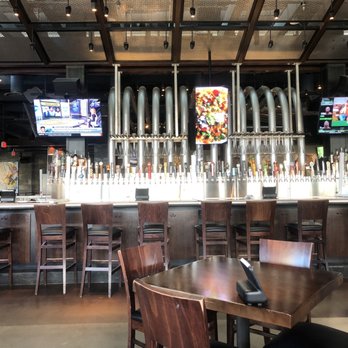 Yard House - Beer taps - New American Near Me - San Antonio, Texas