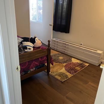 Geary Floors - Bedroom and walk-in closet - Flooring Near Me - El Cajon, California