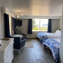 Sea Crest Motel - Ground floor the 2nd biggest double queen room