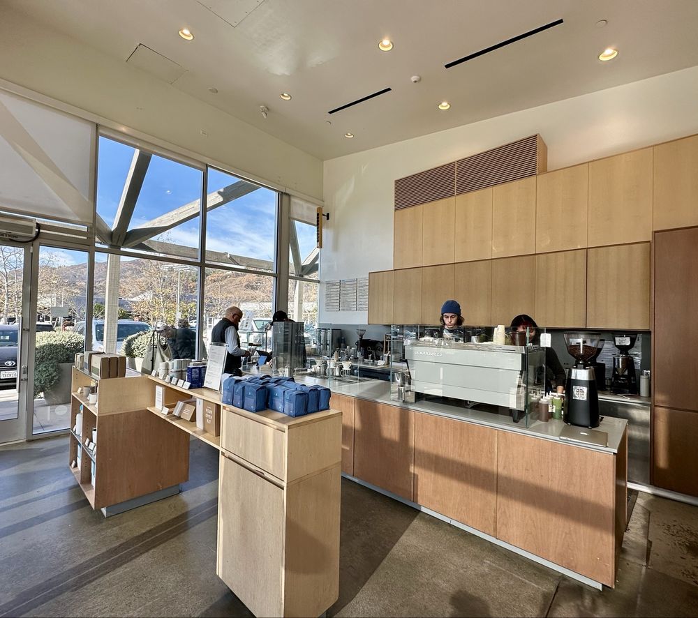 Blue Bottle Coffee - Malibu Logo