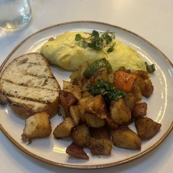 Eggy’s Neighborhood Kitchen - Jamon Omelet - Breakfast & Brunch Near Me - Berkeley, California Eggy’s Neighborhood Kitchen - Jamon Omelet - Breakfast & Brunch Near Me - Berkeley, California