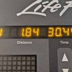 Blink Fitness - Ozone Park - Tuesday, December 9, 2025 treadmill walking 0-4.1-30