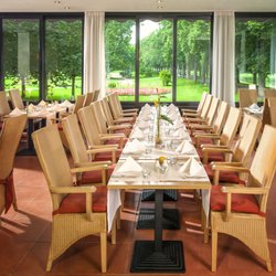 Wintergarten - 450 Sitzplatzkapazitäten im Restaurant Wintergarten