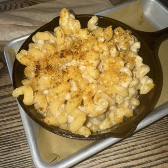 Equilibrium Brewery - Mac and cheese - Breweries Near Me - Middletown, New York