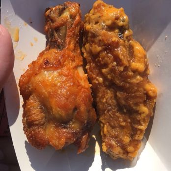 Buffalo Chicken Wing Festival - Boneheads - hot wing and Mac and cheese wing - Festivals Near Me - Buffalo, New York