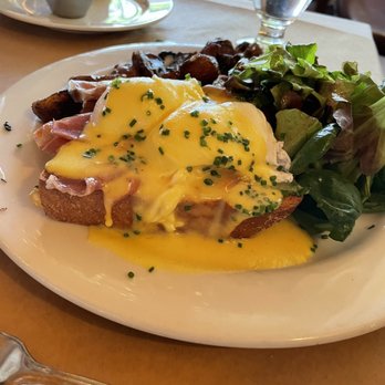 The Restaurant at Burdick's - Eggs benedict - French Near Me - Walpole, New Hampshire