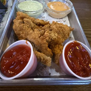 Tipsy Putt  - Crispy Chicken Strips - Pubs Near Me - Monterey, California