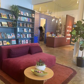 Kindred Stories - Bookstores Near Me - Houston, Texas