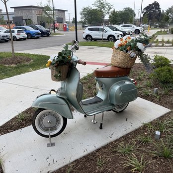 Piccolo Buco - Out Front where people smoke - Wine Bars Near Me - Schaumburg, Illinois