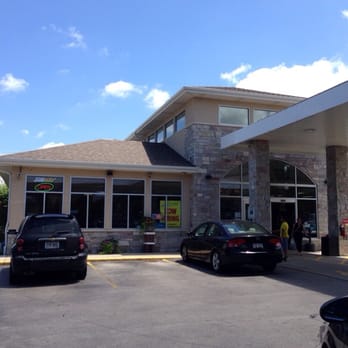 Dennis'mobil Mart - Gas Stations Near Me - Brookfield, Wisconsin