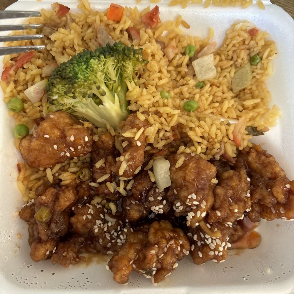 China Star - L7. Sesame Chicken Lunch Special - Chinese Near Me - Gainesville, Florida China Star - L7. Sesame Chicken Lunch Special - Chinese Near Me - Gainesville, Florida