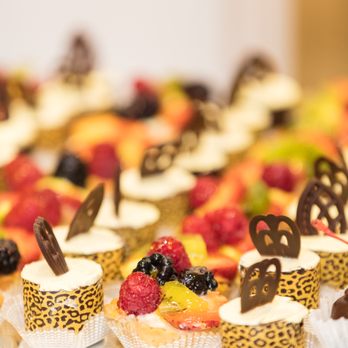Pierre's Cakes - Bakeries Near Me - Winnetka, California Pierre's Cakes - Bakeries Near Me - Winnetka, California