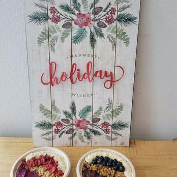 Fit Bar Superfood Cafe - two bowls of food - Cafes Near Me - Seattle, Washington Fit Bar Superfood Cafe - two bowls of food - Cafes Near Me - Seattle, Washington