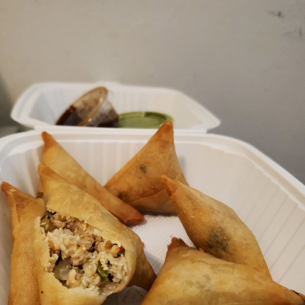 Karimi Restaurant - Chicken samosas (6-piece special) - Indian Near Me - San Jose, California Karimi Restaurant - Chicken samosas (6-piece special) - Indian Near Me - San Jose, California