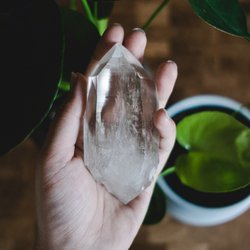 Soul Star Holistic Healing Arts - Reiki & Crystals just go together