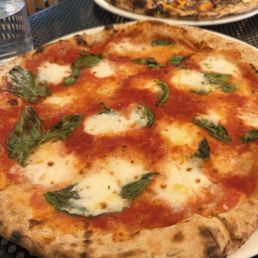 Margherita Pizza Margherita Pizza