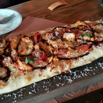Scaddabush - Diavolo pizza - Italian Near Me - Richmond Hill, Ontario Scaddabush - Diavolo pizza - Italian Near Me - Richmond Hill, Ontario