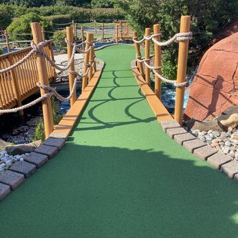 Willowbrook Golf Center - Tiger: Hole 13 - Golf Near Me - Wayne, New Jersey Willowbrook Golf Center - Tiger: Hole 13 - Golf Near Me - Wayne, New Jersey