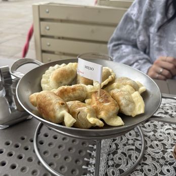 Zapiecek - Perogi - Polish Near Me - Warsaw, MZ Zapiecek - Perogi - Polish Near Me - Warsaw, MZ