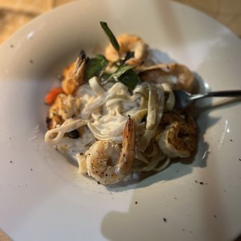 Tramonto - Pasta on fire with shrimp. Delicious - Wine Bars Near Me - Riviera Maya, ROO Tramonto - Pasta on fire with shrimp. Delicious - Wine Bars Near Me - Riviera Maya, ROO