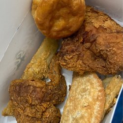 Chesters - Chicken On The Run - 2pc Combo: White (Breast & Wing), Sm Potato Wedges, Biscuit and added Fried Apple Pie