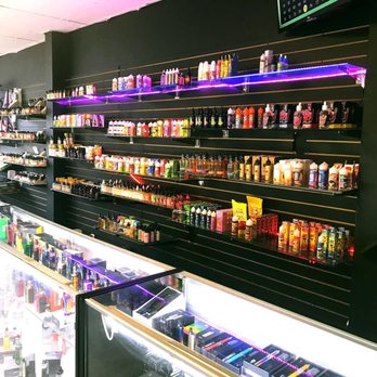 King Smoking Shop - Our store carries vaporizer and hoookah products. - Tobacco Shops Near Me - Amelia, Ohio King Smoking Shop - Our store carries vaporizer and hoookah products. - Tobacco Shops Near Me - Amelia, Ohio