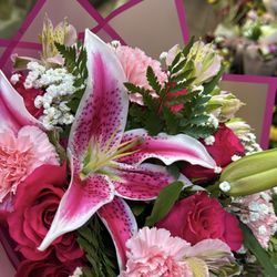 Bella’s Flowers