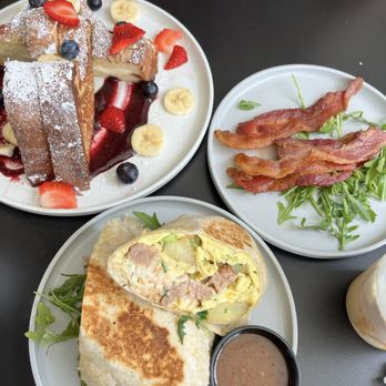 Everyday Eatery - French Toast Forever Bacon Bacon Breakfast Burrito - Cafes Near Me - Irvine, California