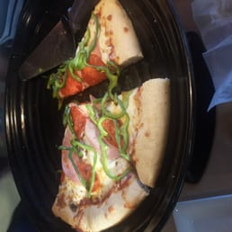 Good pizza, horrible service
