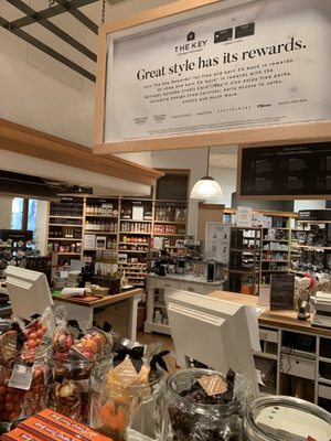 Williams-Sonoma by null