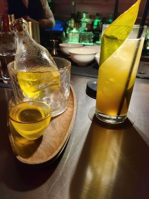 Async Lounge & Bar by null