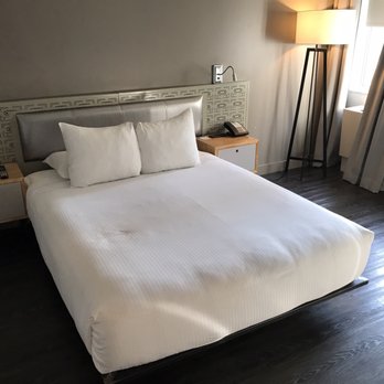 NU Hotel - Brooklyn - Standard queen room - Hotels Near Me - Brooklyn, New York NU Hotel - Brooklyn - Standard queen room - Hotels Near Me - Brooklyn, New York