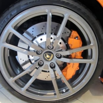 Herb Chambers Lamborghini Boston - Car Dealers Near Me - Wayland, Massachusetts