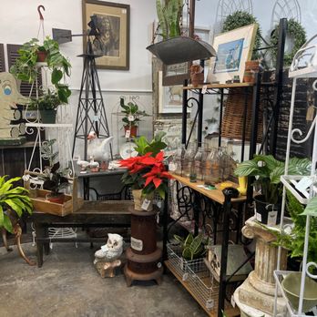Old Conejo Cottage - Antiques Near Me - Thousand Oaks, California Old Conejo Cottage - Antiques Near Me - Thousand Oaks, California
