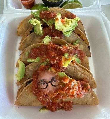 Mariscos El Bigoton by null