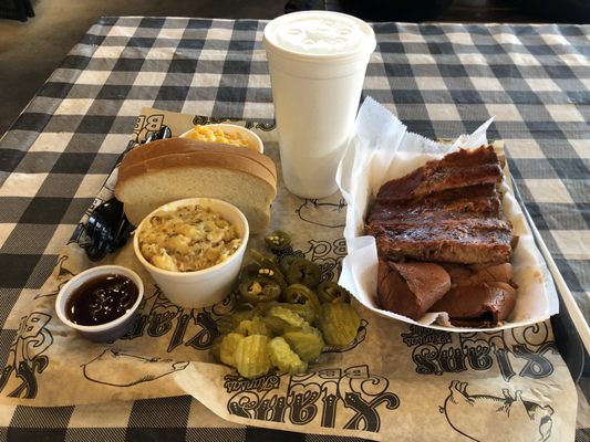 Slap's BBQ by null