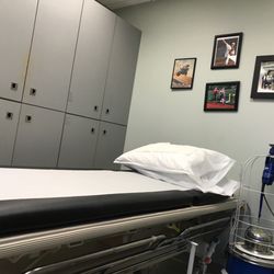 Loren M. Geller, M.D - Cast room