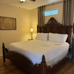 Creekside Inn Sedona - Mattress gaps around honeymoon suite bed