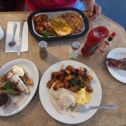 Stan's Maple Cafe - The Grande & Huevos Rancheros.