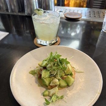 Mercado Manhattan Beach - Ceviche tostada and La flaca (skinny marg) - Mexican Near Me - Manhattan Beach, California Mercado Manhattan Beach - Ceviche tostada and La flaca (skinny marg) - Mexican Near Me - Manhattan Beach, California