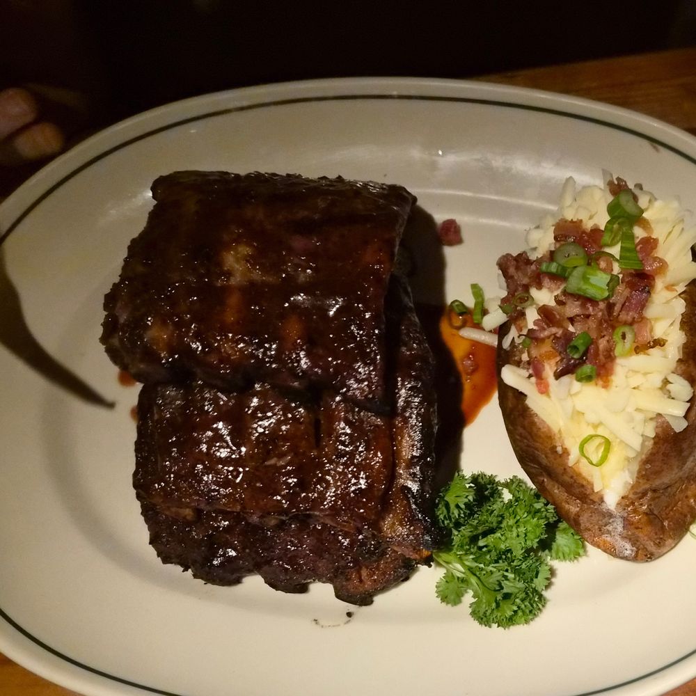 Houston's Restaurant - BBQ Ribs - New American Near Me - Irvine, California