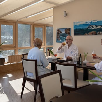 Sauna am Stölpchensee - Der Gastronomiebereich - Massage Near Me - Berlin, BE Sauna am Stölpchensee - Der Gastronomiebereich - Massage Near Me - Berlin, BE