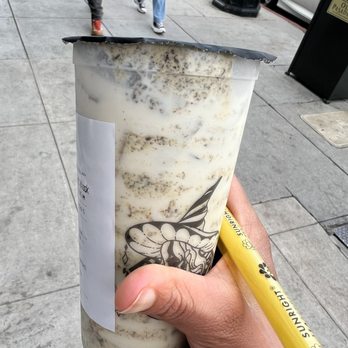 Sunright Tea Studio - Pasadena - Oreo Brûlée - Bubble Tea Near Me - Pasadena, California Sunright Tea Studio - Pasadena - Oreo Brûlée - Bubble Tea Near Me - Pasadena, California