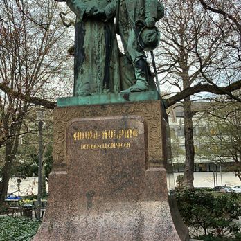 Kolpingplatz - Kolpingplatz - Public Art Near Me - Cologne, NW